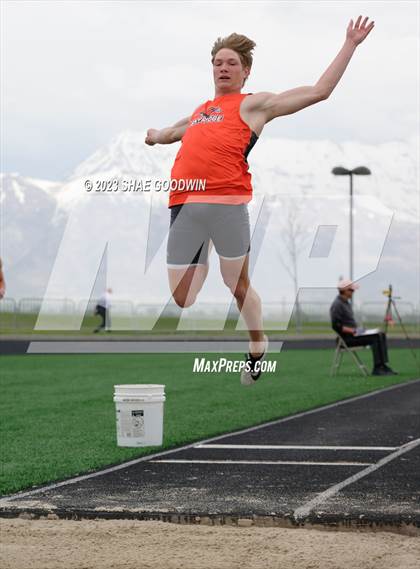 Thumbnail 1 in UHSAA 6A Region 4 Championships  photogallery.