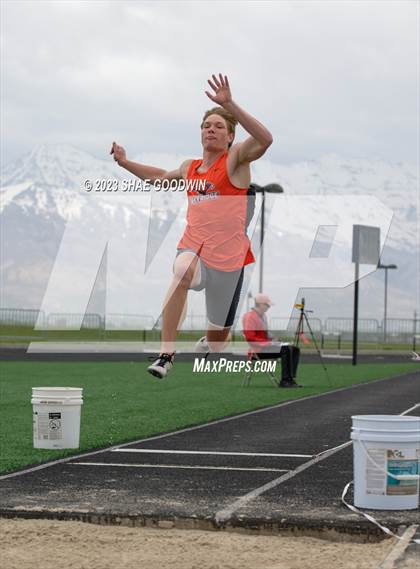 Thumbnail 2 in UHSAA 6A Region 4 Championships  photogallery.