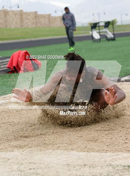 Thumbnail 1 in UHSAA 6A Region 4 Championships  photogallery.
