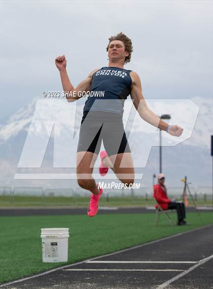 Thumbnail 3 in UHSAA 6A Region 4 Championships  photogallery.