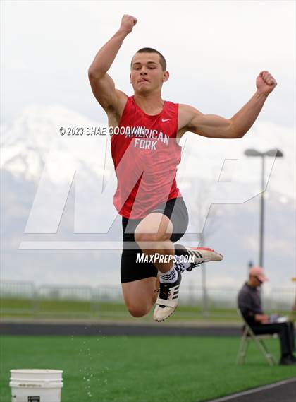Thumbnail 2 in UHSAA 6A Region 4 Championships  photogallery.