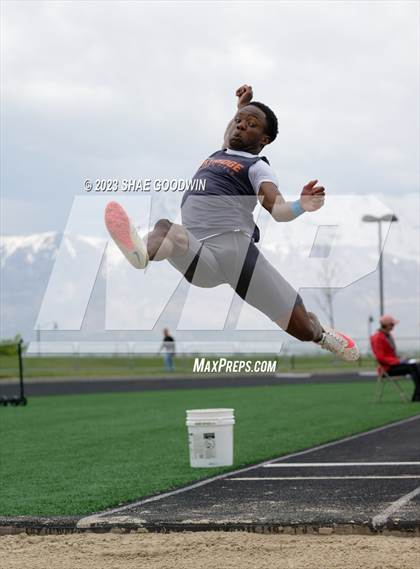 Thumbnail 1 in UHSAA 6A Region 4 Championships  photogallery.