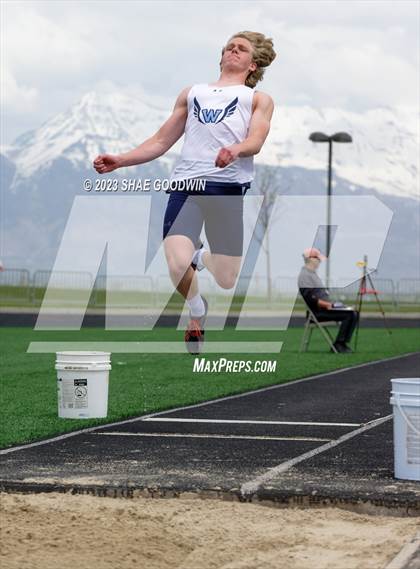 Thumbnail 2 in UHSAA 6A Region 4 Championships  photogallery.
