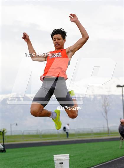 Thumbnail 3 in UHSAA 6A Region 4 Championships  photogallery.