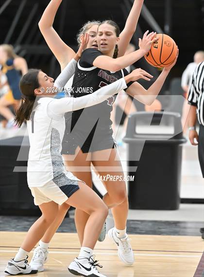 Thumbnail 3 in Perry vs. Willamette (Section 7) photogallery.