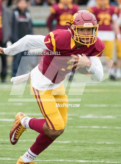 Thumbnail 2 in O'Dea vs. Bellevue (WIAA 3A Semifinal) photogallery.