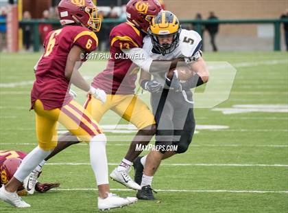 Thumbnail 2 in O'Dea vs. Bellevue (WIAA 3A Semifinal) photogallery.