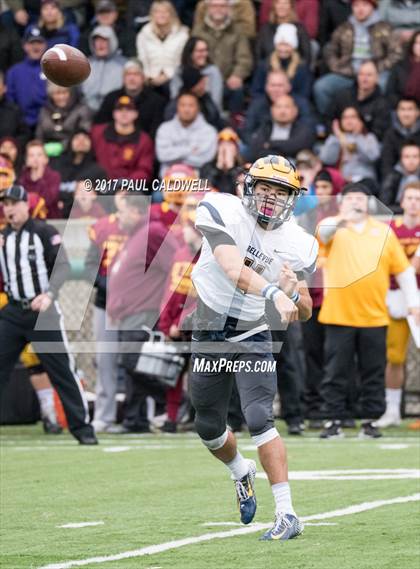 Thumbnail 2 in O'Dea vs. Bellevue (WIAA 3A Semifinal) photogallery.