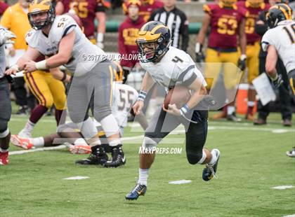Thumbnail 2 in O'Dea vs. Bellevue (WIAA 3A Semifinal) photogallery.