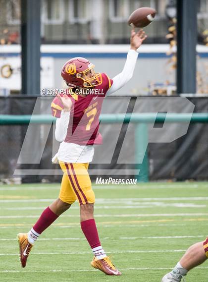 Thumbnail 2 in O'Dea vs. Bellevue (WIAA 3A Semifinal) photogallery.