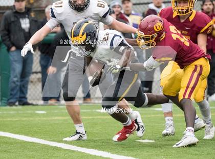 Thumbnail 2 in O'Dea vs. Bellevue (WIAA 3A Semifinal) photogallery.