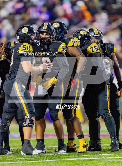 Thumbnail 3 in Northwestern vs Irmo (SCHSL 5A Div. 2 Final) photogallery.
