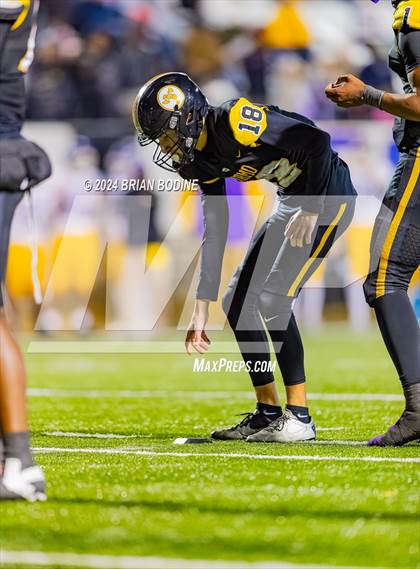 Thumbnail 3 in Northwestern vs Irmo (SCHSL 5A Div. 2 Final) photogallery.