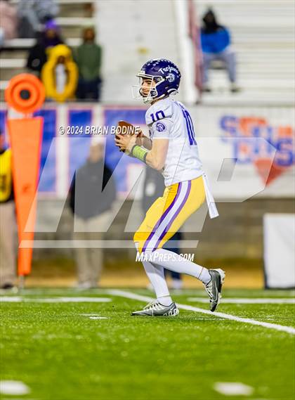 Thumbnail 1 in Northwestern vs Irmo (SCHSL 5A Div. 2 Final) photogallery.