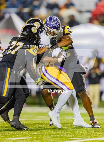 Thumbnail 3 in Northwestern vs Irmo (SCHSL 5A Div. 2 Final) photogallery.