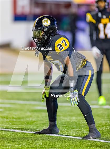 Thumbnail 3 in Northwestern vs Irmo (SCHSL 5A Div. 2 Final) photogallery.