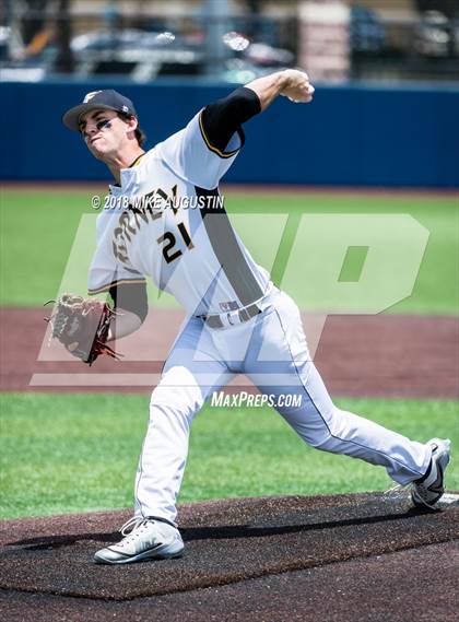 Thumbnail 1 in Forney vs Reedy (5A Regional Playoff) photogallery.