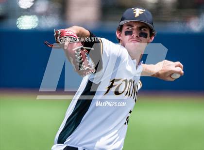 Thumbnail 3 in Forney vs Reedy (5A Regional Playoff) photogallery.