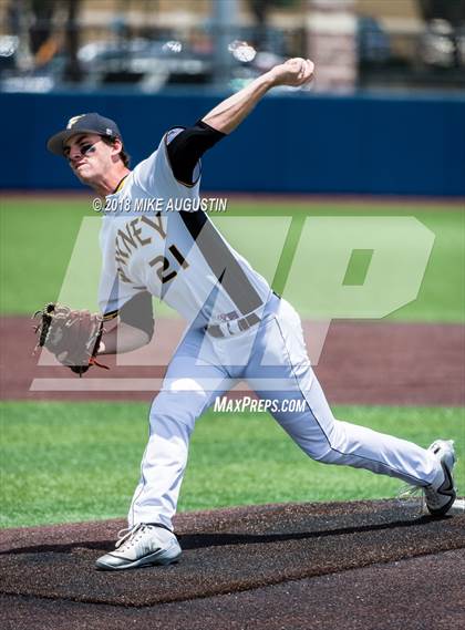 Thumbnail 2 in Forney vs Reedy (5A Regional Playoff) photogallery.