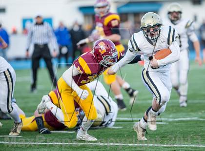 Thumbnail 1 in Joel Barlow vs. St. Joseph (CIAC Class M Semifinal) photogallery.