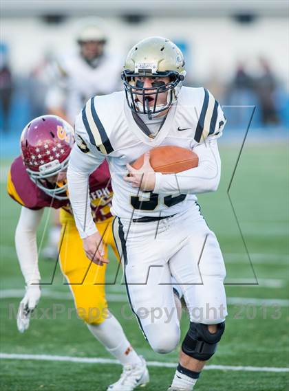 Thumbnail 3 in Joel Barlow vs. St. Joseph (CIAC Class M Semifinal) photogallery.