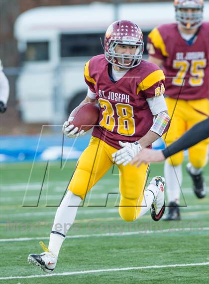 Thumbnail 1 in Joel Barlow vs. St. Joseph (CIAC Class M Semifinal) photogallery.