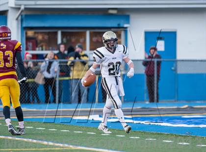 Thumbnail 2 in Joel Barlow vs. St. Joseph (CIAC Class M Semifinal) photogallery.