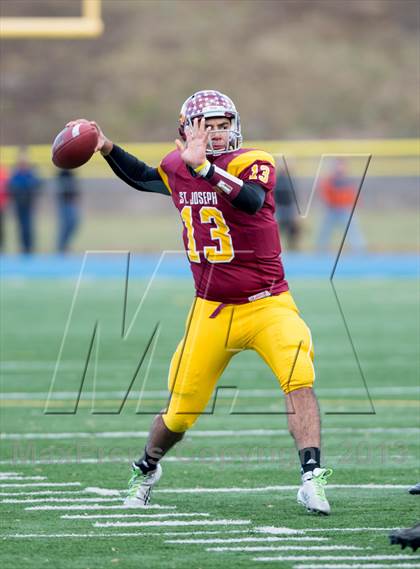 Thumbnail 1 in Joel Barlow vs. St. Joseph (CIAC Class M Semifinal) photogallery.