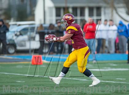 Thumbnail 3 in Joel Barlow vs. St. Joseph (CIAC Class M Semifinal) photogallery.
