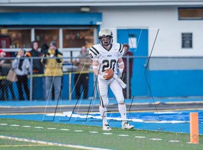 Thumbnail 1 in Joel Barlow vs. St. Joseph (CIAC Class M Semifinal) photogallery.