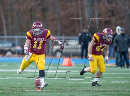 Thumbnail 1 in Joel Barlow vs. St. Joseph (CIAC Class M Semifinal) photogallery.