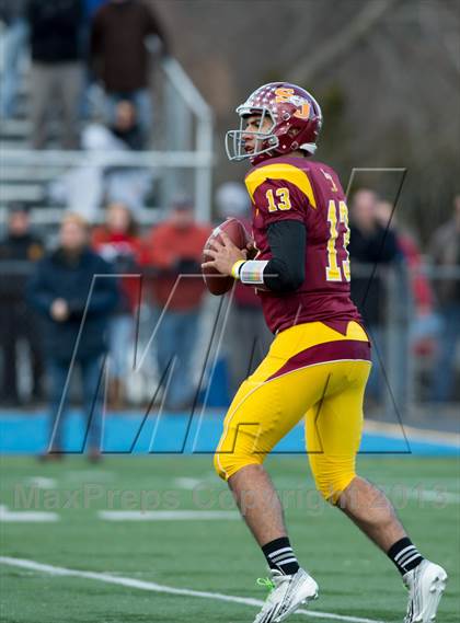 Thumbnail 1 in Joel Barlow vs. St. Joseph (CIAC Class M Semifinal) photogallery.