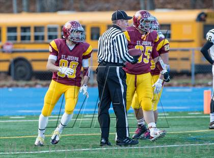 Thumbnail 1 in Joel Barlow vs. St. Joseph (CIAC Class M Semifinal) photogallery.