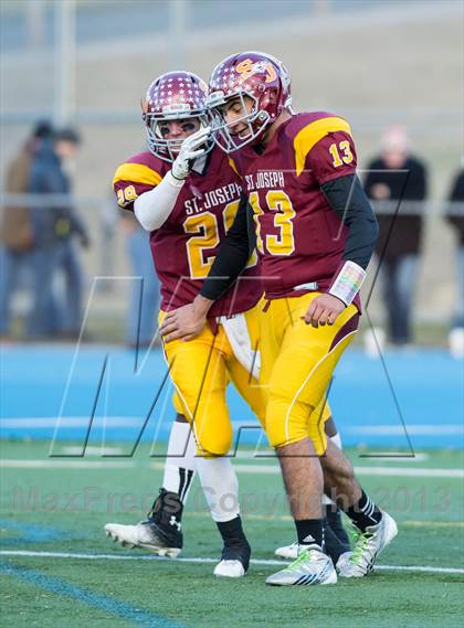 Thumbnail 1 in Joel Barlow vs. St. Joseph (CIAC Class M Semifinal) photogallery.