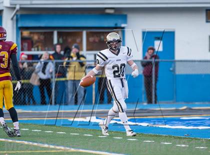 Thumbnail 3 in Joel Barlow vs. St. Joseph (CIAC Class M Semifinal) photogallery.