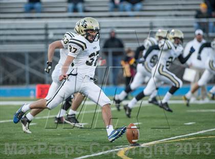 Thumbnail 2 in Joel Barlow vs. St. Joseph (CIAC Class M Semifinal) photogallery.