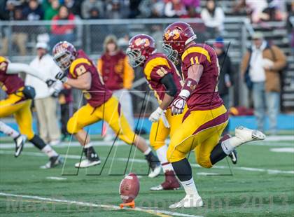 Thumbnail 3 in Joel Barlow vs. St. Joseph (CIAC Class M Semifinal) photogallery.