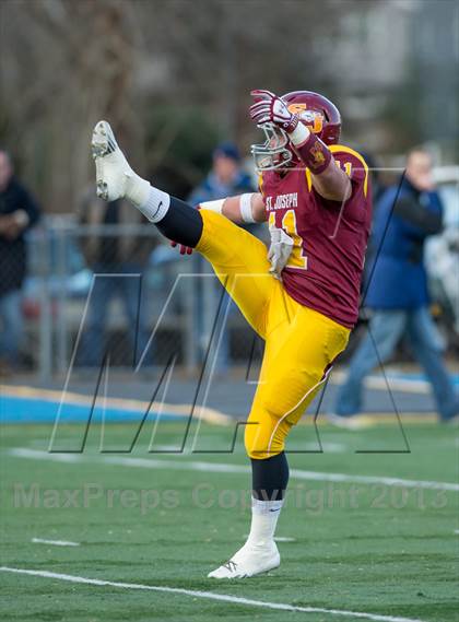 Thumbnail 3 in Joel Barlow vs. St. Joseph (CIAC Class M Semifinal) photogallery.