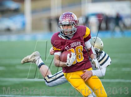 Thumbnail 1 in Joel Barlow vs. St. Joseph (CIAC Class M Semifinal) photogallery.