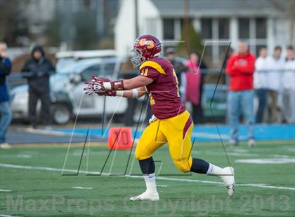 Thumbnail 1 in Joel Barlow vs. St. Joseph (CIAC Class M Semifinal) photogallery.