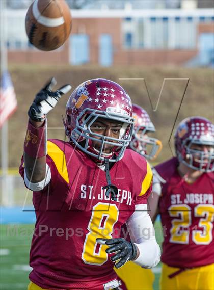 Thumbnail 2 in Joel Barlow vs. St. Joseph (CIAC Class M Semifinal) photogallery.