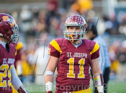 Thumbnail 2 in Joel Barlow vs. St. Joseph (CIAC Class M Semifinal) photogallery.