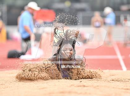 Thumbnail 3 in UIL 2A Track & Field Finals  photogallery.