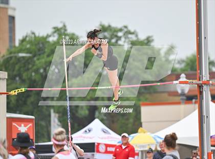 Thumbnail 3 in UIL 2A Track & Field Finals  photogallery.