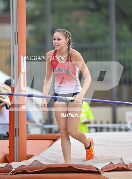 Thumbnail 1 in UIL 2A Track & Field Finals  photogallery.