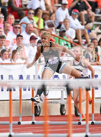 Thumbnail 2 in UIL 2A Track & Field Finals  photogallery.