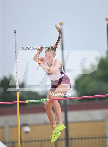 Thumbnail 1 in UIL 2A Track & Field Finals  photogallery.