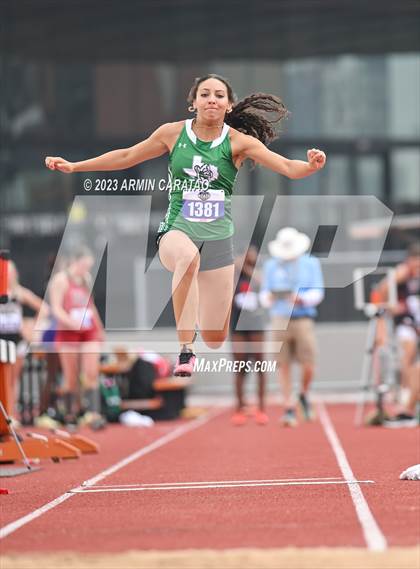 Thumbnail 3 in UIL 2A Track & Field Finals  photogallery.