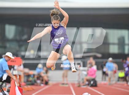 Thumbnail 1 in UIL 2A Track & Field Finals  photogallery.