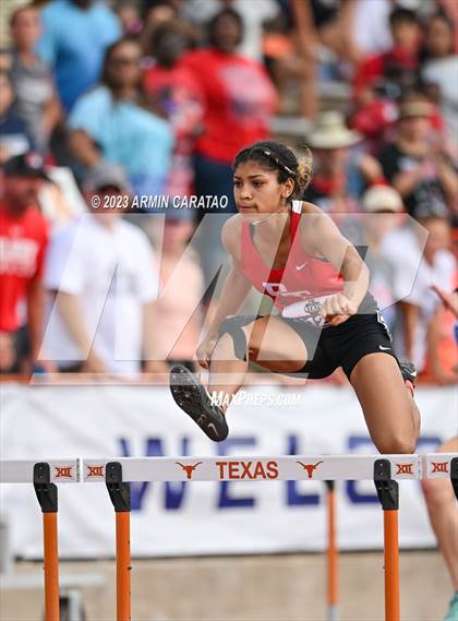 Thumbnail 1 in UIL 2A Track & Field Finals  photogallery.